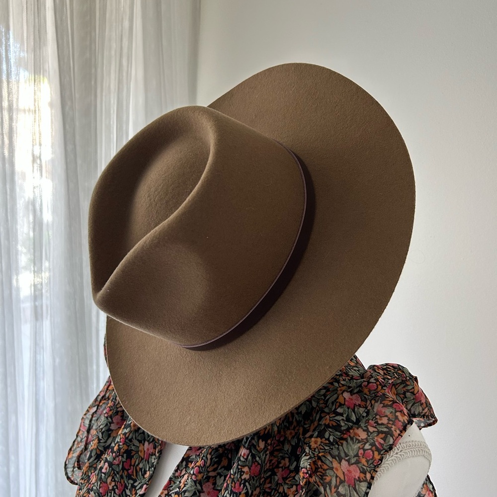 Gigi Pip Monroe Hat
